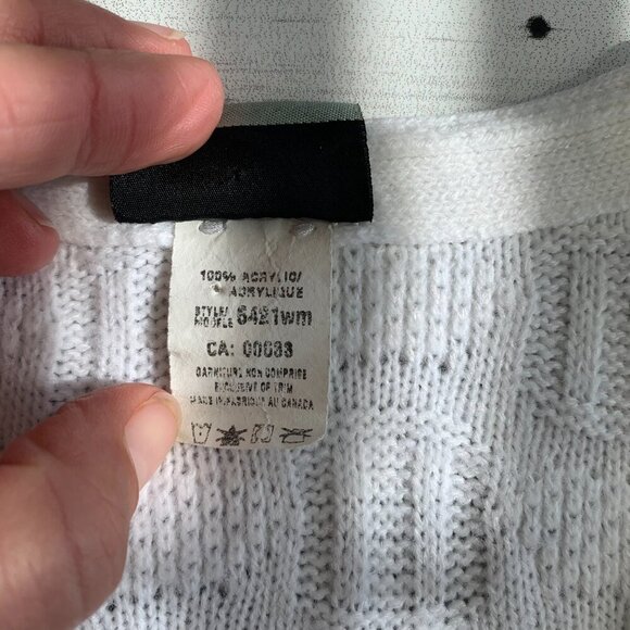 Vintage 90s Penmans Textured Knit Grandma Cardigan Sweater Vest - Picture 9 of 12